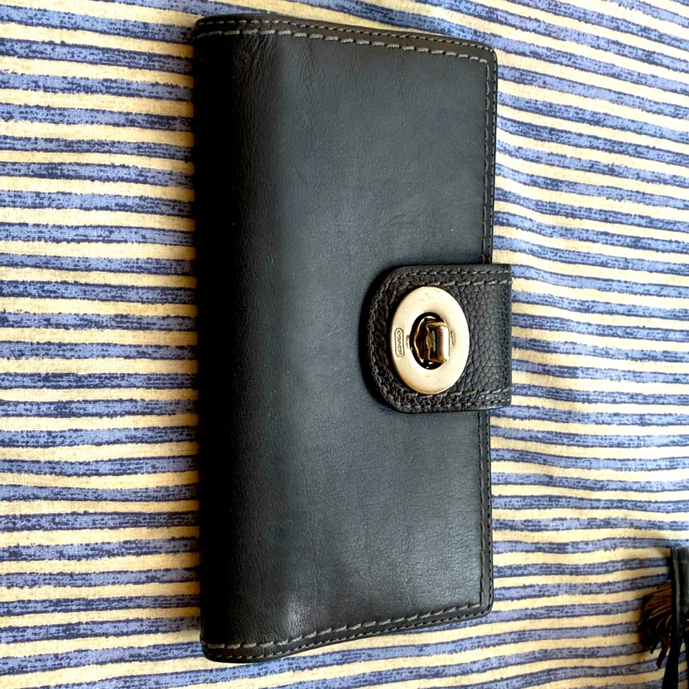 Authentic Coach Wallet